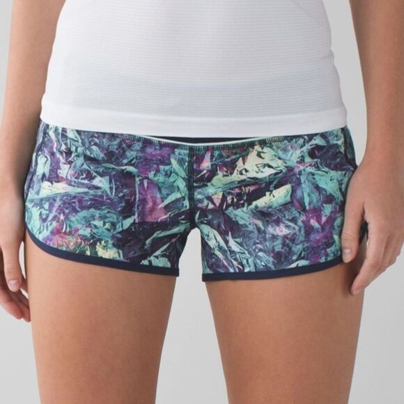 LULULEMON | RARE!! Run: Speed Shorts Iridescent Multi/Deep Navy Women’s Size 8 - Picture 1 of 13